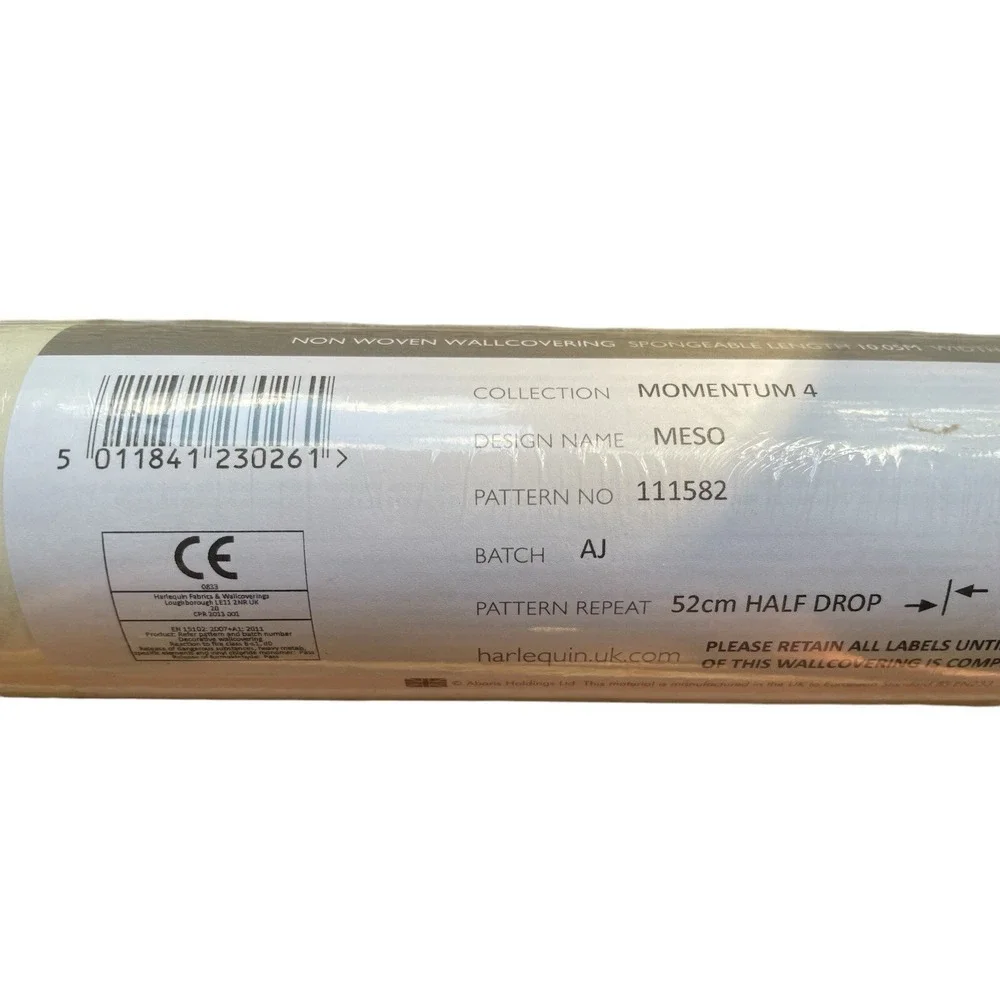 Harlequin Meso in Linen Wallpaper Momentum 4 111582 52cm x 10.05cm 1 Roll